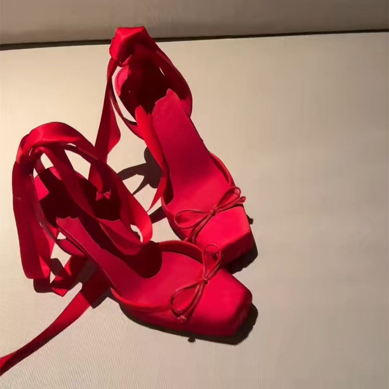 Czerwone buty na wysokim obcas – Women'S Shoes Quality recenzja i cena