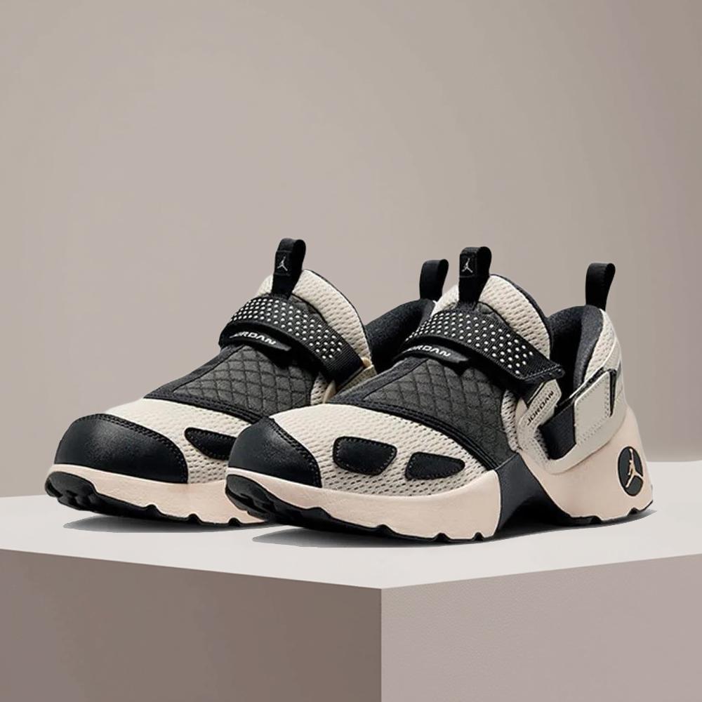 Nike TRUNNER LX: Stylowe, wsze – Women Shoes Running Nike recenzja i cena