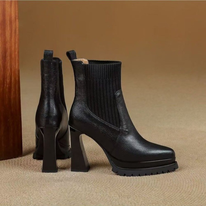 Francuskie, retro, z ostrym no – Sock Boot Women recenzja i cena